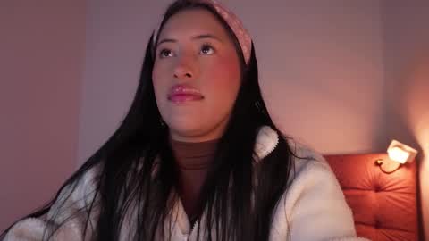 Helena    Every Friday new video for my fan club loves  online show from 16, 10, 2025