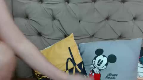 Snapshot of nerdypinaypie chatting on 17, 12, 2025 nerdypinaypie online show from 17, 12, 2025