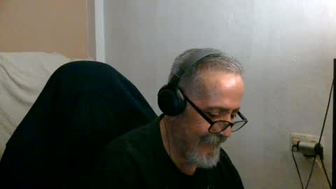 Snapshot of neron401 chatting on 17, 6, 2026 neron401 online show from 17, 6, 2026
