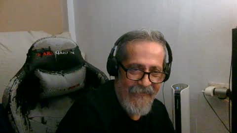 Snapshot of neron401 chatting on 24, 7, 2026 neron401 online show from 24, 7, 2026