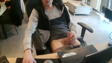 Snapshot of nerosse chatting on 4, 3, 2025 nerosse online show from 4, 3, 2025