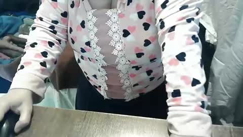 Snapshot of neslihan35 chatting on 21, 2, 2025 neslihan online show from 21, 2, 2025