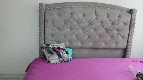 nesuko_kamado online show from 18, 9, 2025