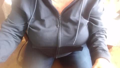 Lilly  online show from 17, 10, 2025