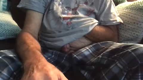 Snapshot of newtman68 chatting on 19, 11, 2025 newtman68 online show from 19, 11, 2025