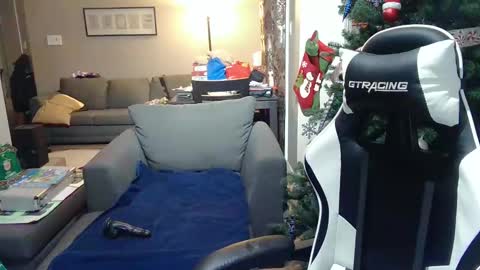 Snapshot of newvvorld chatting on 25, 12, 2024 NewWorld online show from 25, 12, 2024