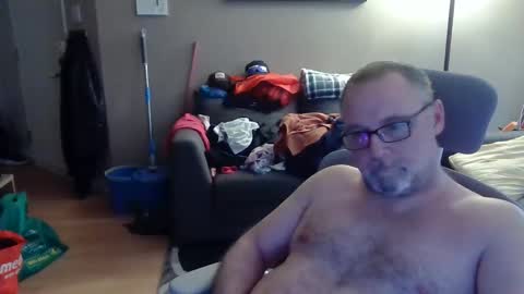 Snapshot of newvvorld chatting on 10, 6, 2026 NewWorld online show from 10, 6, 2026