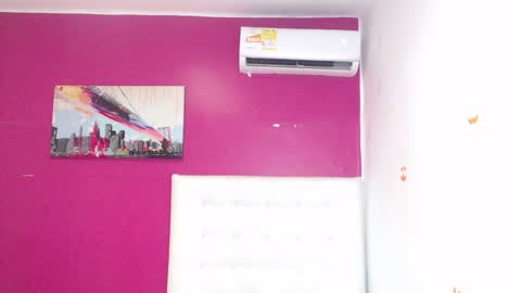 Snapshot of nextdoor_fantasy chatting on 7, 12, 2024 nextdoor_fantasy online show from 7, 12, 2024