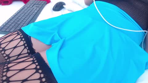 Snapshot of nextdoor_fantasy chatting on 23, 12, 2024 nextdoor_fantasy online show from 23, 12, 2024