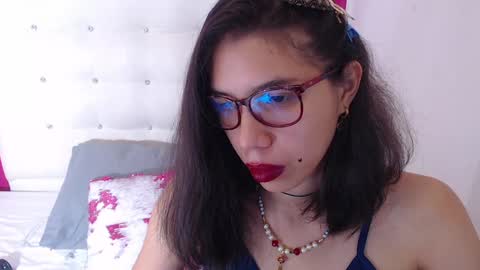 Snapshot of nextdoor_fantasy chatting on 23, 1, 2025 nextdoor_fantasy online show from 23, 1, 2025