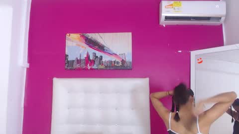 Snapshot of nextdoor_fantasy chatting on 11, 9, 2025 nextdoor_fantasy online show from 11, 9, 2025