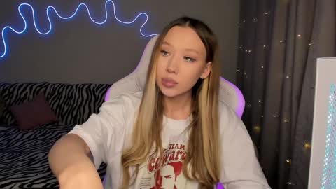 Mina online show from 17, 12, 2024