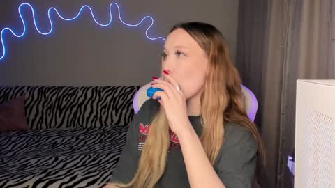 Mina online show from 28, 1, 2025