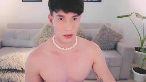   online show from 15, 9, 2025