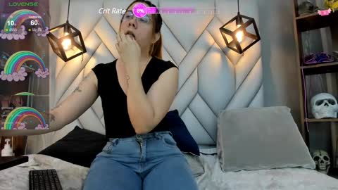 Snapshot of nezukokamado1_ chatting on 4, 2, 2025 Milena online show from 4, 2, 2025