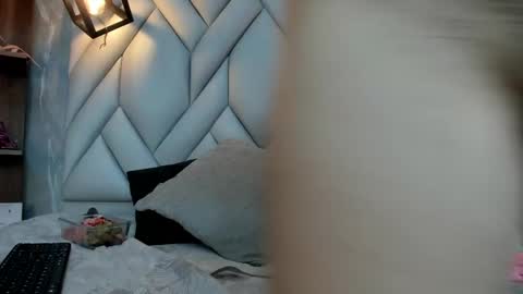 Snapshot of nezukokamado1_ chatting on 7, 3, 2025 Milena online show from 7, 3, 2025