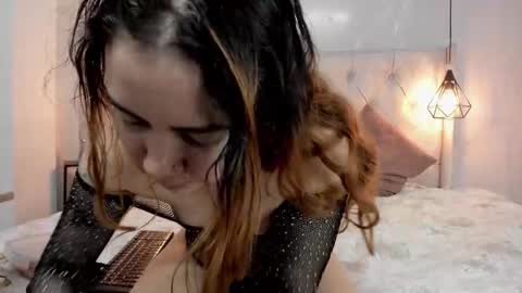 Snapshot of nezukokamado1_ chatting on 9, 10, 2025 Milena online show from 9, 10, 2025