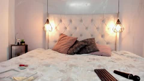 Snapshot of nezukokamado1_ chatting on 11, 10, 2025 Milena online show from 11, 10, 2025