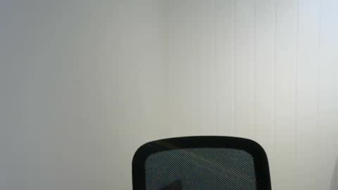 Snapshot of nezvers chatting on 6, 2, 2025 YouPick online show from 6, 2, 2025