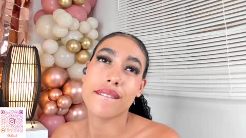 Snapshot of nia_bunny chatting on 10, 2, 2025 Nia online show from 10, 2, 2025