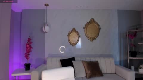 SQUIRTER DOLL    online show from 3, 3, 2025