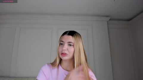 SQUIRTER DOLL    online show from 25, 4, 2026