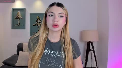 SQUIRTER DOLL    online show from 12, 5, 2026