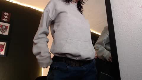 Snapshot of niakat_ chatting on 3, 12, 2024 niakat online show from 3, 12, 2024