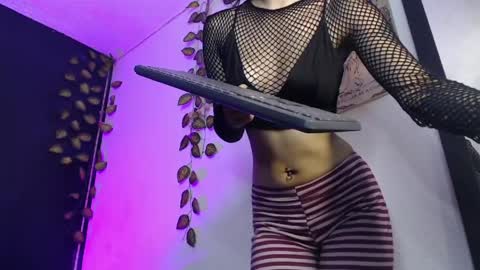  niakat  online show from 5, 4, 2026