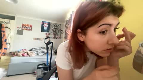 Snapshot of niarosemaryy chatting on 17, 3, 2026 niarosemaryy online show from 17, 3, 2026