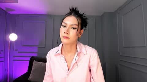 Call me Nia  online show from 26, 11, 2025