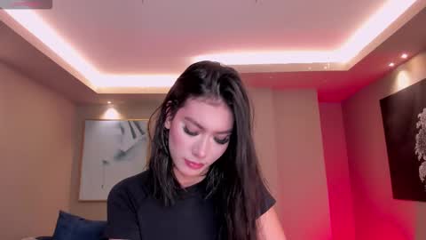 Call me Nia  online show from 29, 11, 2025