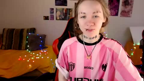 Snapshot of nica_kawaii chatting on 2, 6, 2026 nica_kawaii online show from 2, 6, 2026