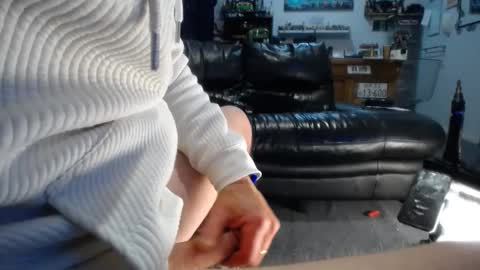 Snapshot of niceasscammo69 chatting on 25, 11, 2025 niceasscammo69 online show from 25, 11, 2025