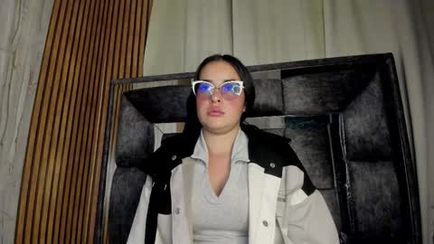 Snapshot of nicehot____ chatting on 24, 11, 2025 Luna online show from 24, 11, 2025