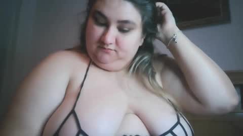 Nicholle online show from 20, 1, 2025