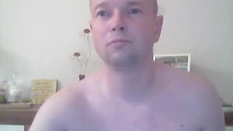 Snapshot of nick1990b chatting on 20, 10, 2025 nick1990b online show from 20, 10, 2025