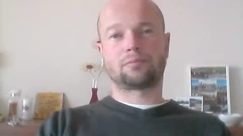 Snapshot of nick1990b chatting on 2, 2, 2026 nick1990b online show from 2, 2, 2026