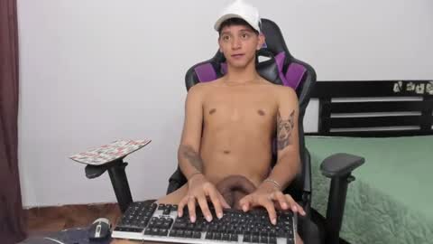 Snapshot of nick_greey chatting on 23, 6, 2026 Frank online show from 23, 6, 2026