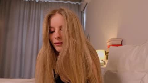 Nicka Cherie online show from 10, 4, 2026