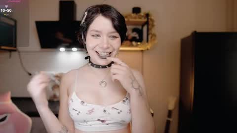 nickari_x online show from 19, 4, 2026
