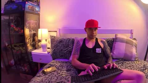 Snapshot of nickboiixx chatting on 10, 9, 2025 Nickboiix UK online show from 10, 9, 2025