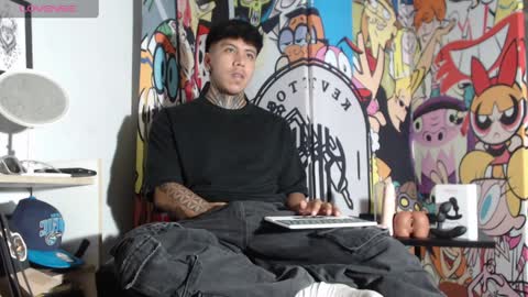 Nickhot0609 online show from 2, 12, 2024