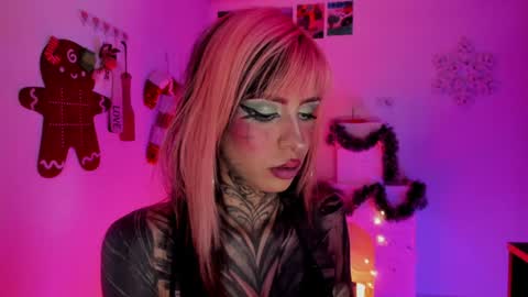 Snapshot of nicki_1 chatting on 10, 12, 2024   Help me reach 100 thumbs up online show from 10, 12, 2024