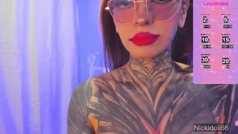 Snapshot of nicki_1 chatting on 22, 9, 2025   Help me reach 100 thumbs up online show from 22, 9, 2025
