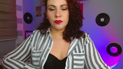 Snapshot of nicky_lucy_m chatting on 12, 1, 2025 lucy online show from 12, 1, 2025