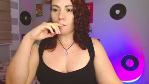 Snapshot of nicky_lucy_m chatting on 18, 1, 2025 lucy online show from 18, 1, 2025