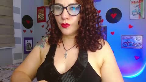 Snapshot of nicky_lucy_m chatting on 16, 2, 2025 lucy online show from 16, 2, 2025