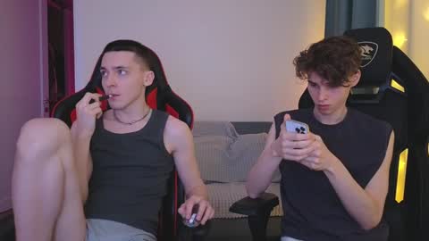 Nicki  Danny online show from 2, 2, 2025