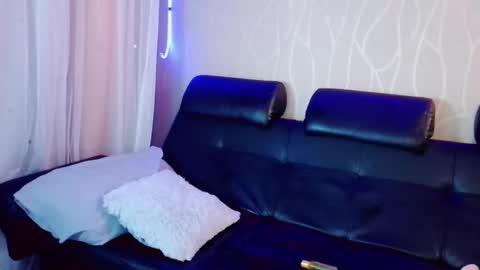 Snapshot of nicky_oli chatting on 2, 3, 2025 nicky_oli online show from 2, 3, 2025